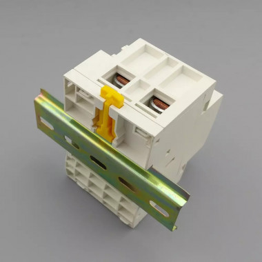 1-х фазне (2-х полюсне) реле-контактор з живленням 220 вольт до 100 Ампер