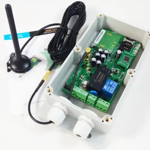 GSM реле GSM-KEY-AC 2000 номерів на 220 вольт у водозахисному корпусі